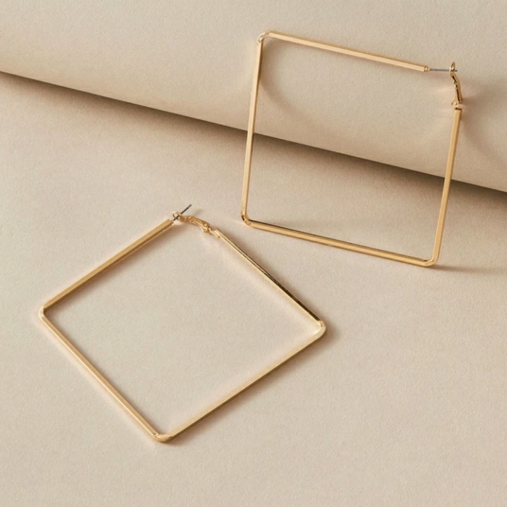 Gold Geometric Hoop Earrings - Picture 4 of 4